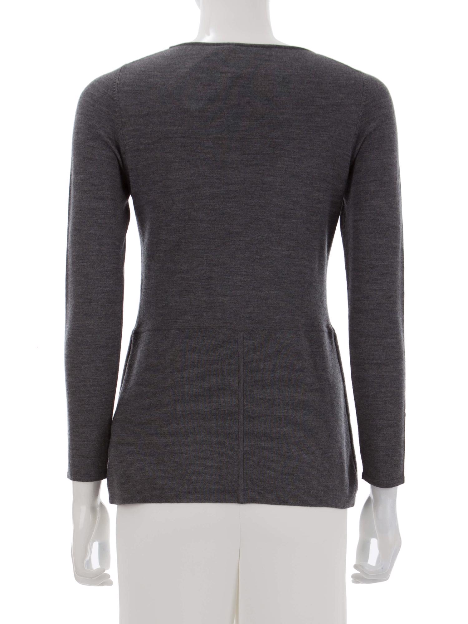 Bayan Gri PAULE KA KAZAK