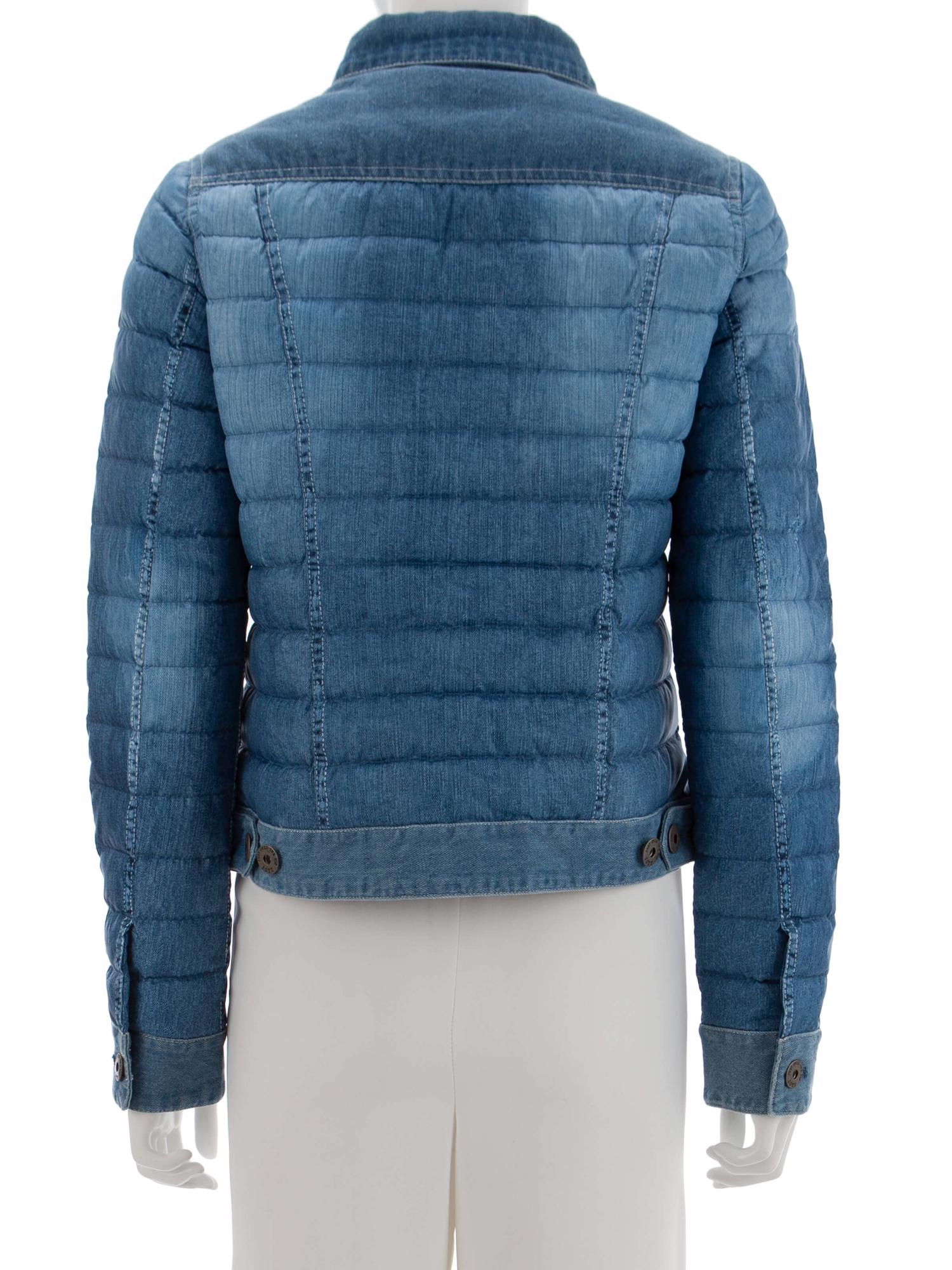 Bayan Mavi JUST OVER THE TOP MONT