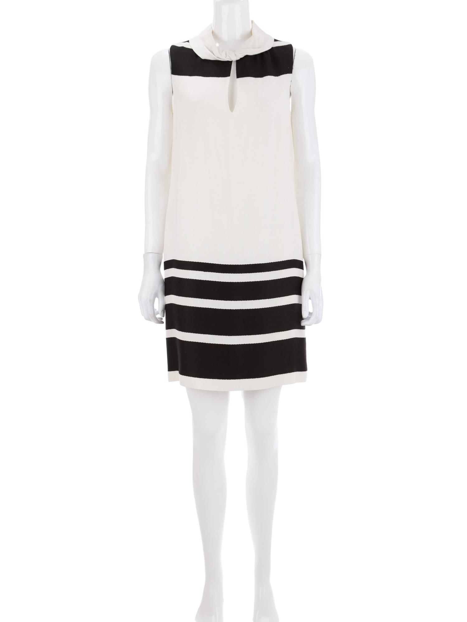 Bayan Beyaz CAROLINA HERRERA ELBİSE