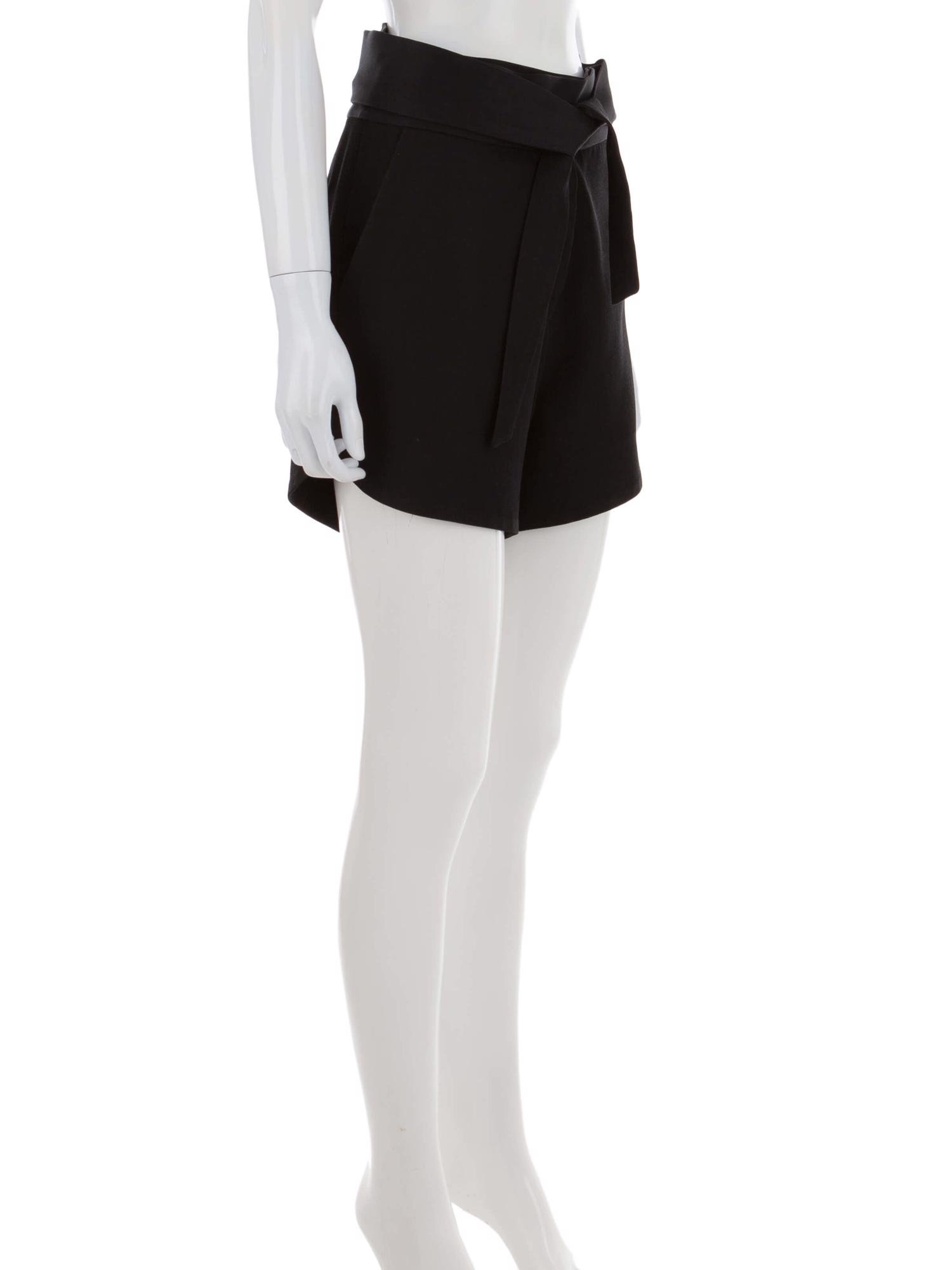 Bayan Siyah IRO ŞORT