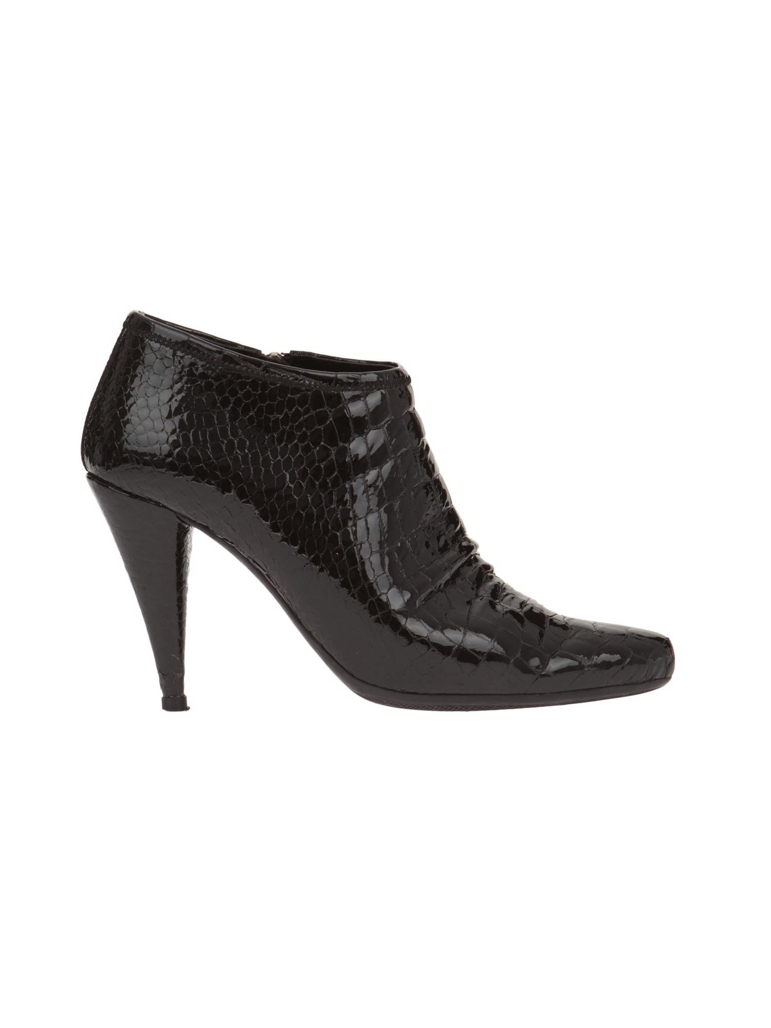 Bayan Siyah PRADA BOT