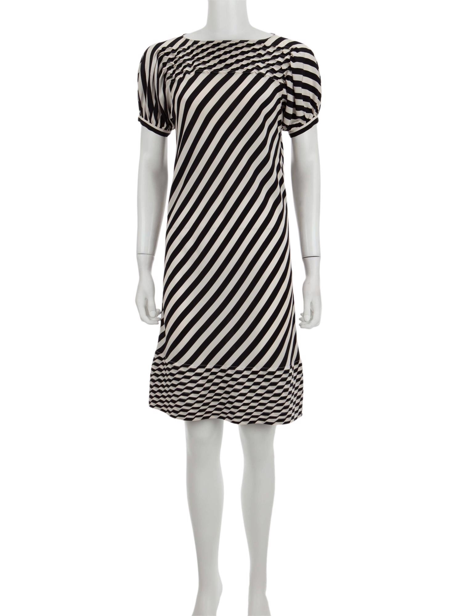 Bayan Beyaz FENDI ELBİSE