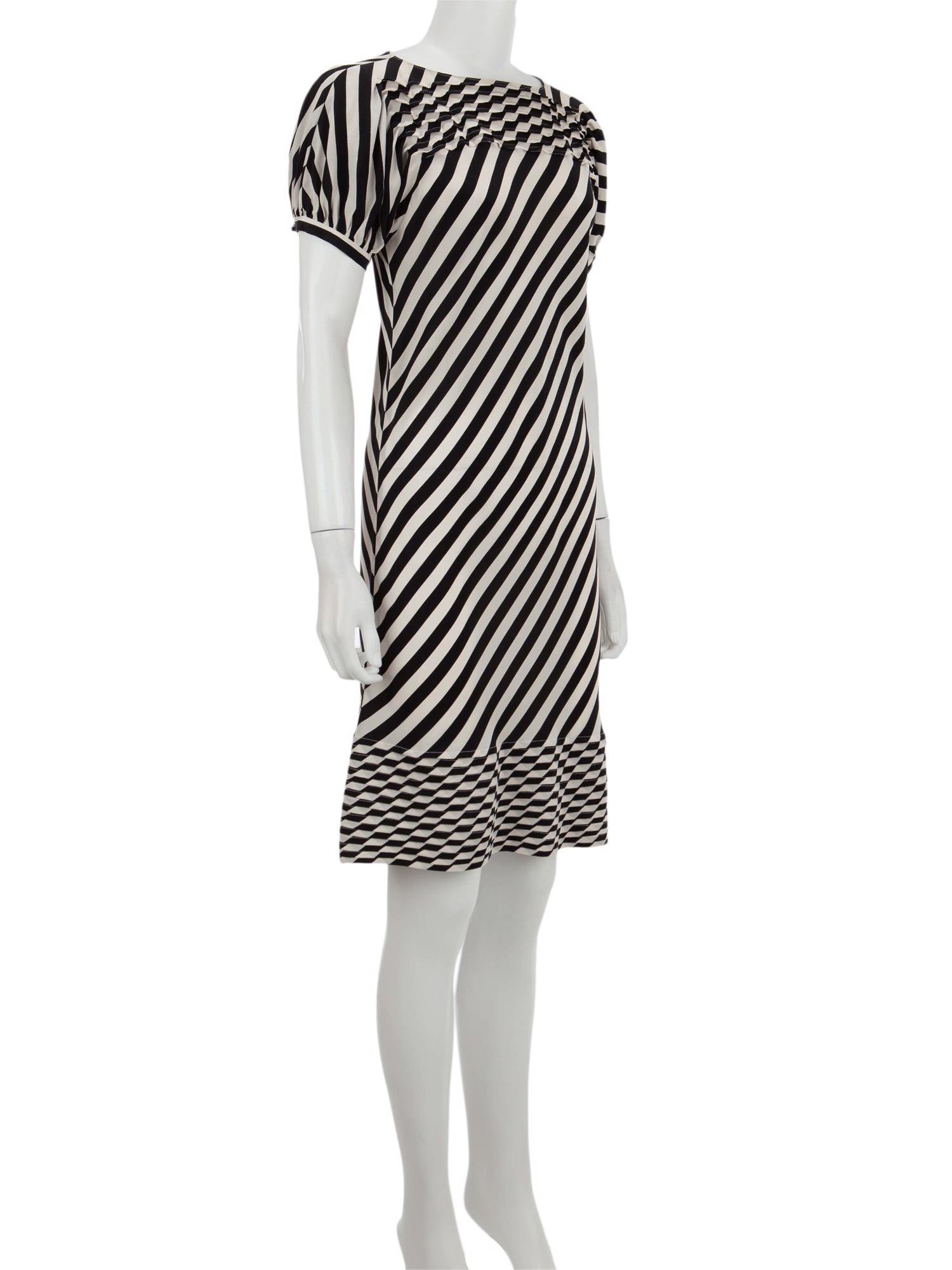 Bayan Beyaz FENDI ELBİSE