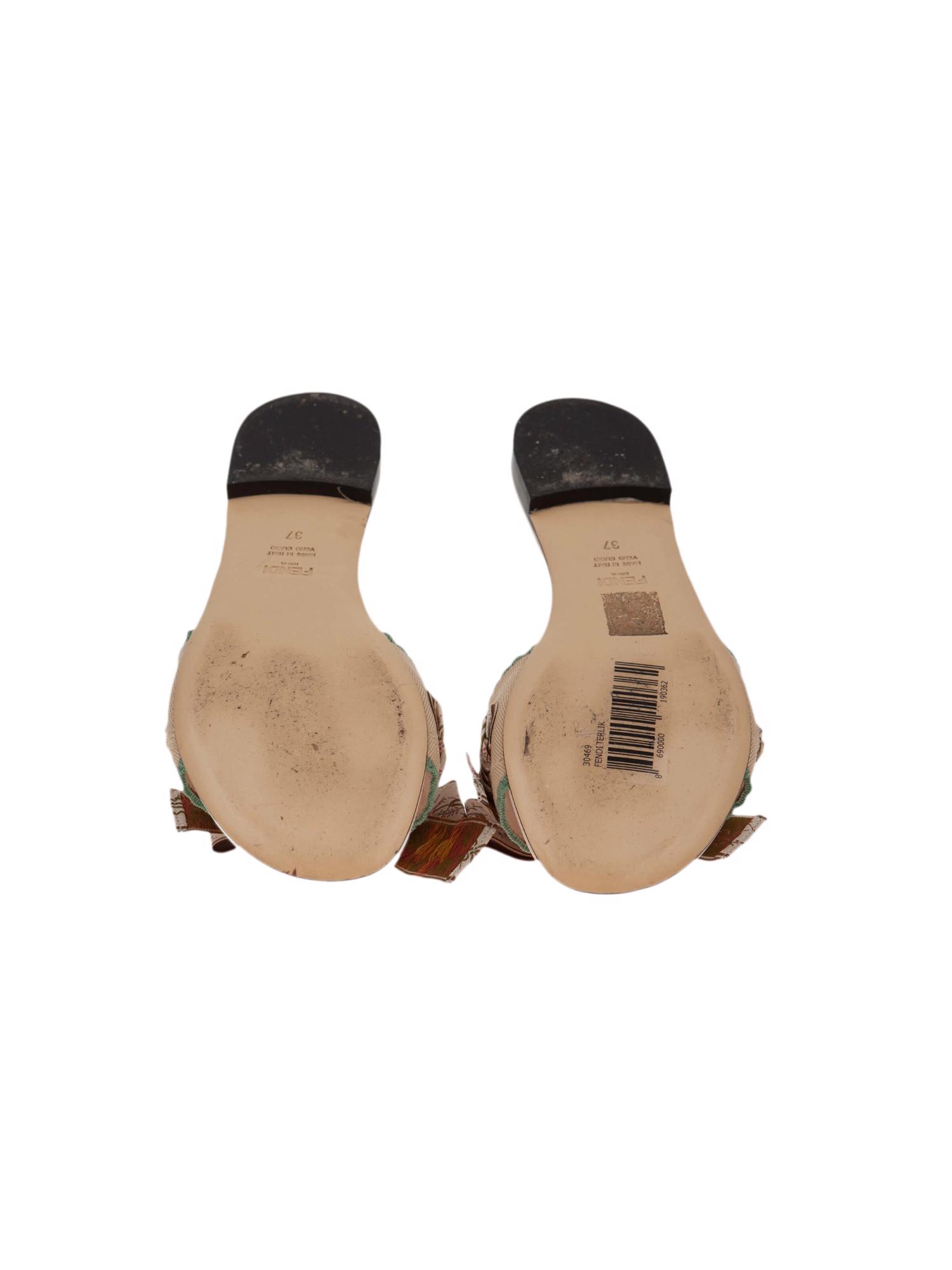 Bayan Bej FENDI TERLİK