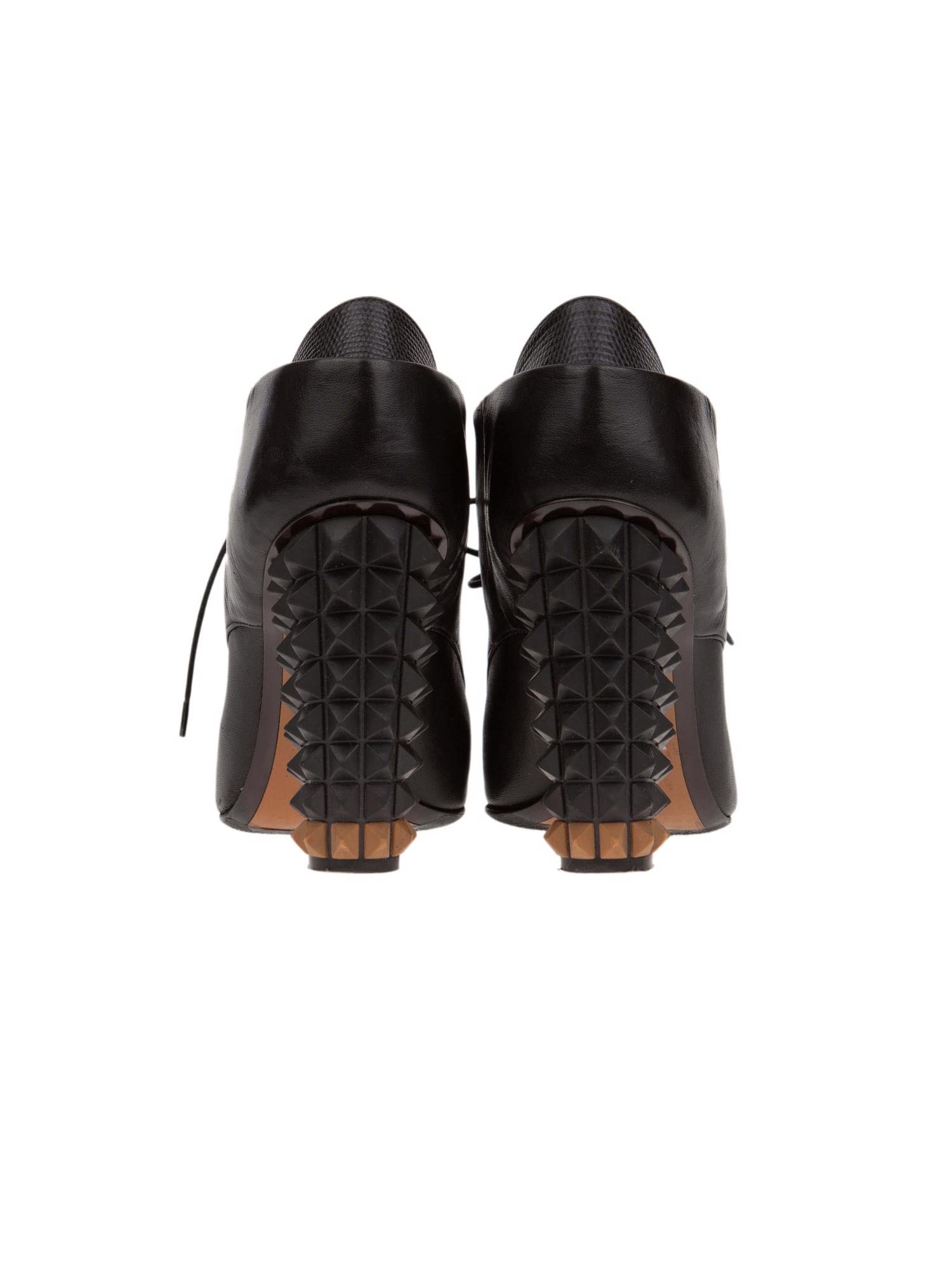 Bayan Siyah FENDI BOT