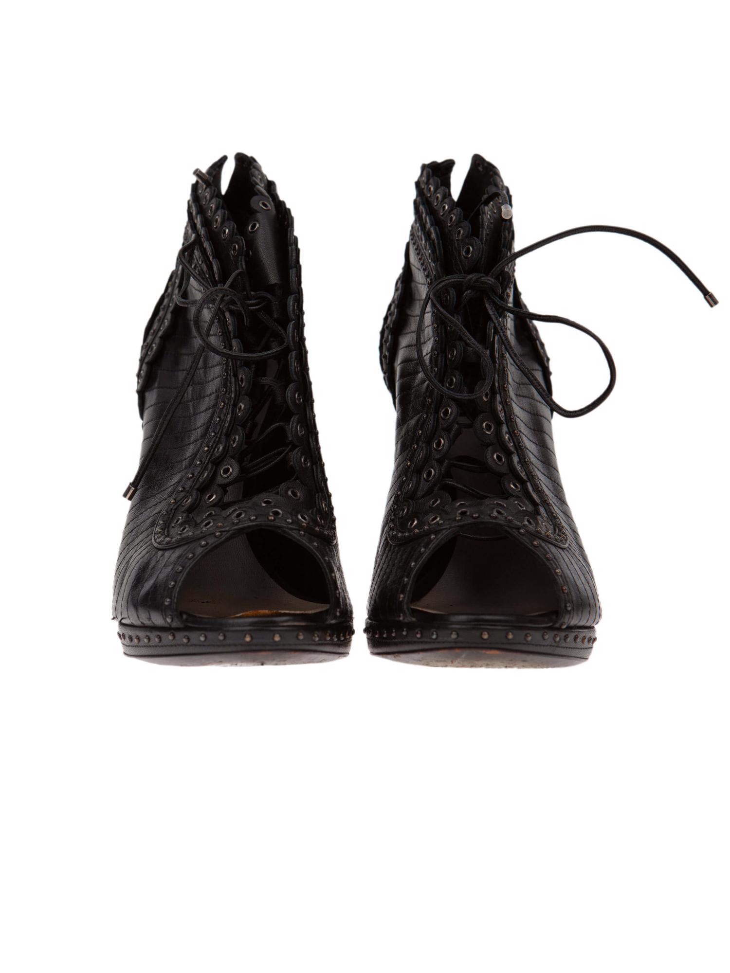 Bayan Siyah DIOR BOT