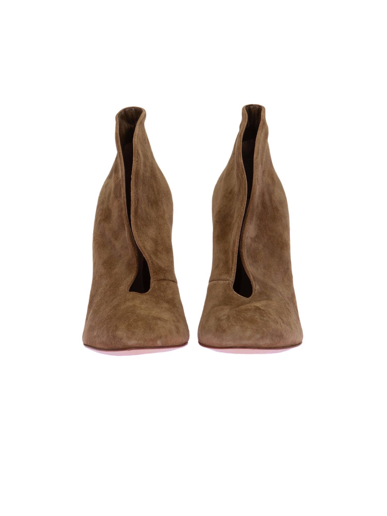 Bayan Bej GIANVITO ROSSI BOT