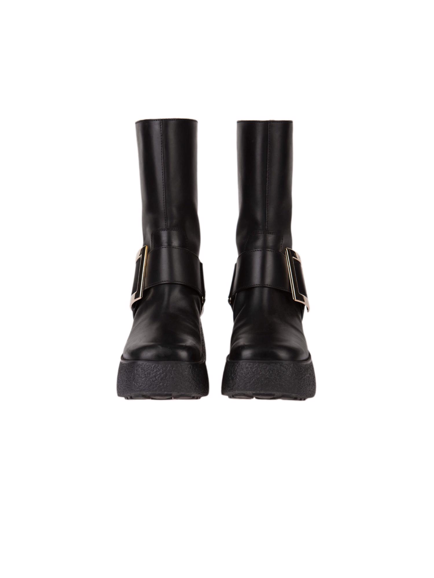 Bayan Siyah ROGER VIVIER BOT
