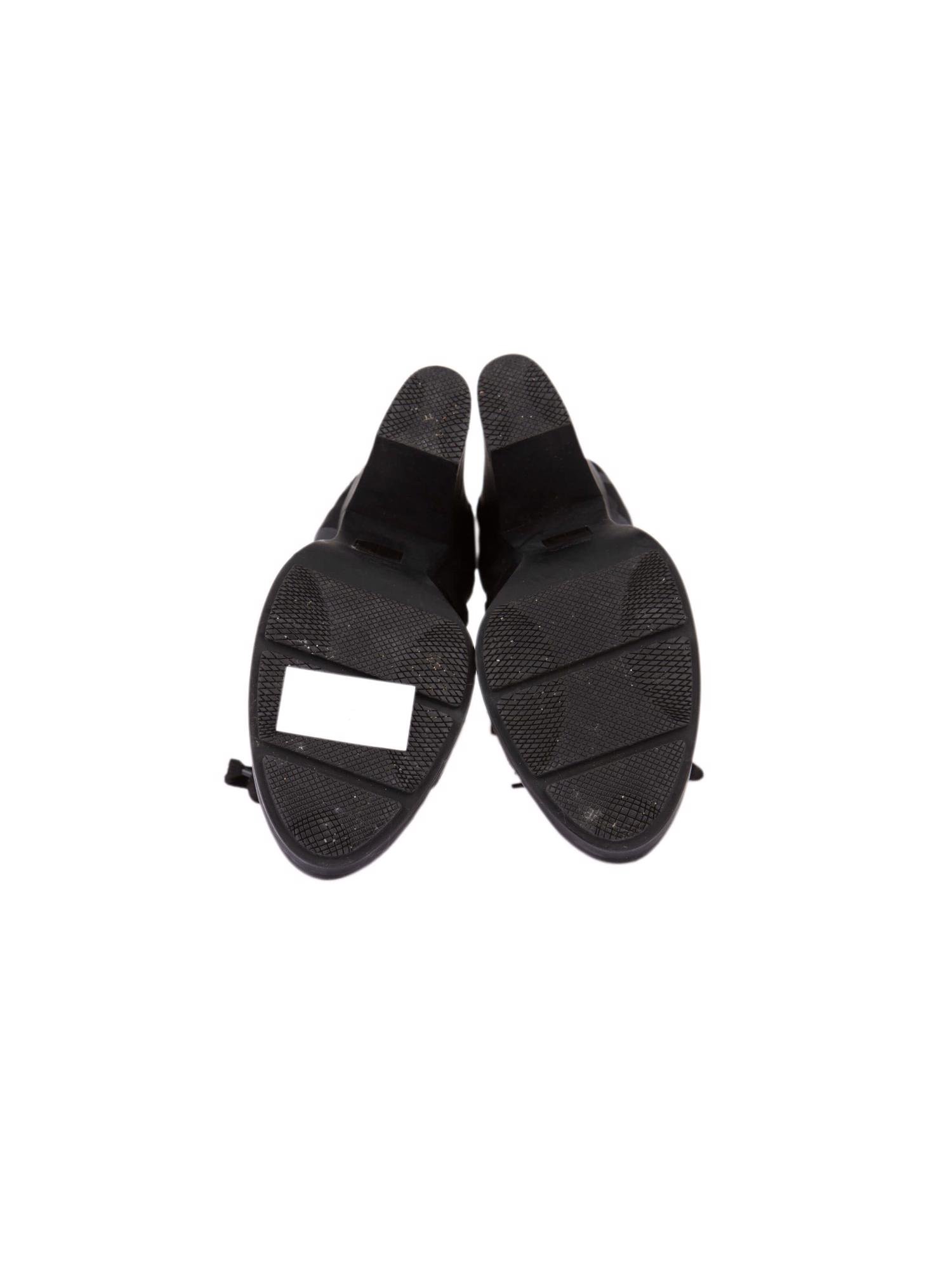 Bayan Siyah PRADA BOT