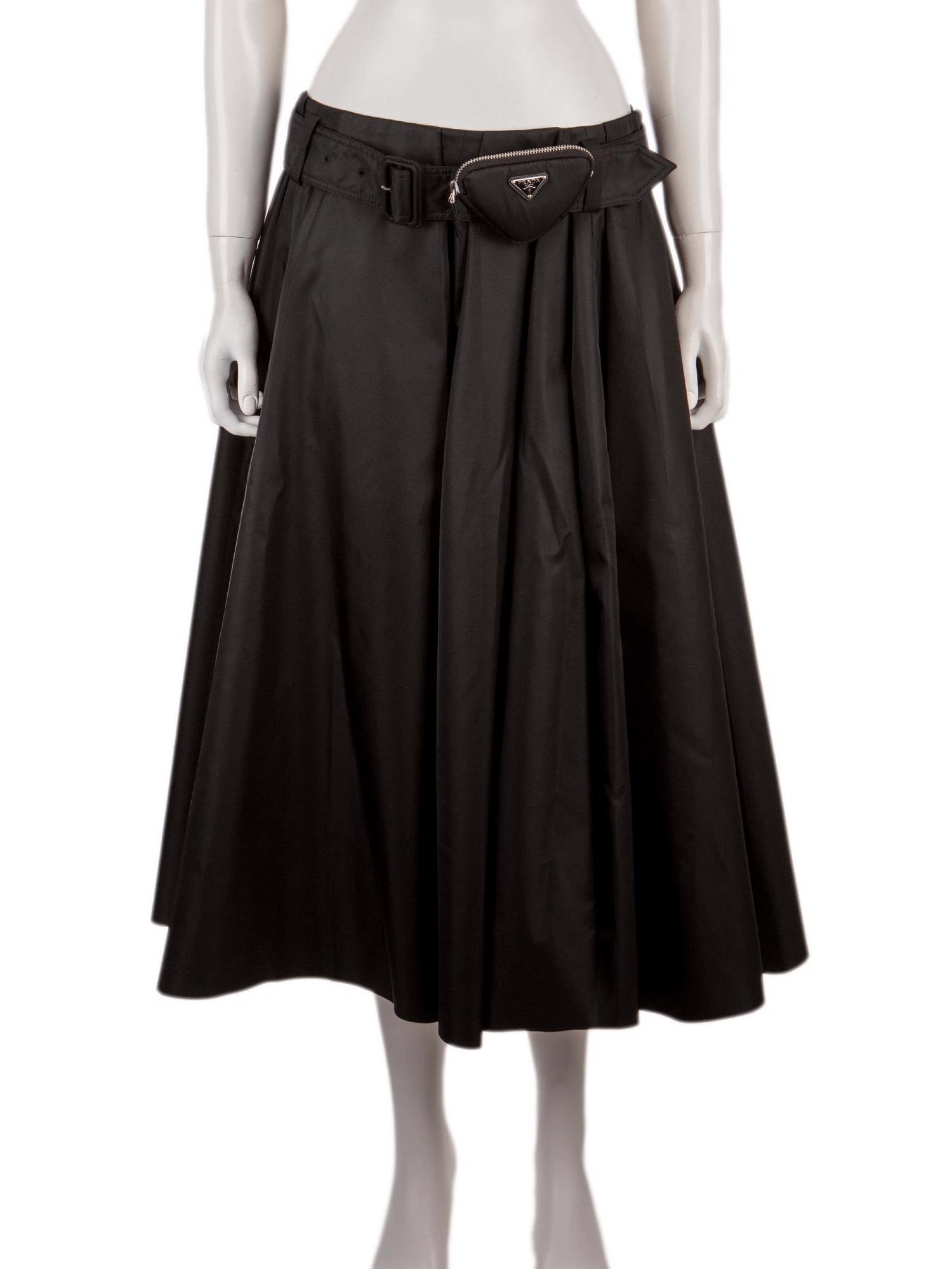 Bayan Siyah PRADA ETEK