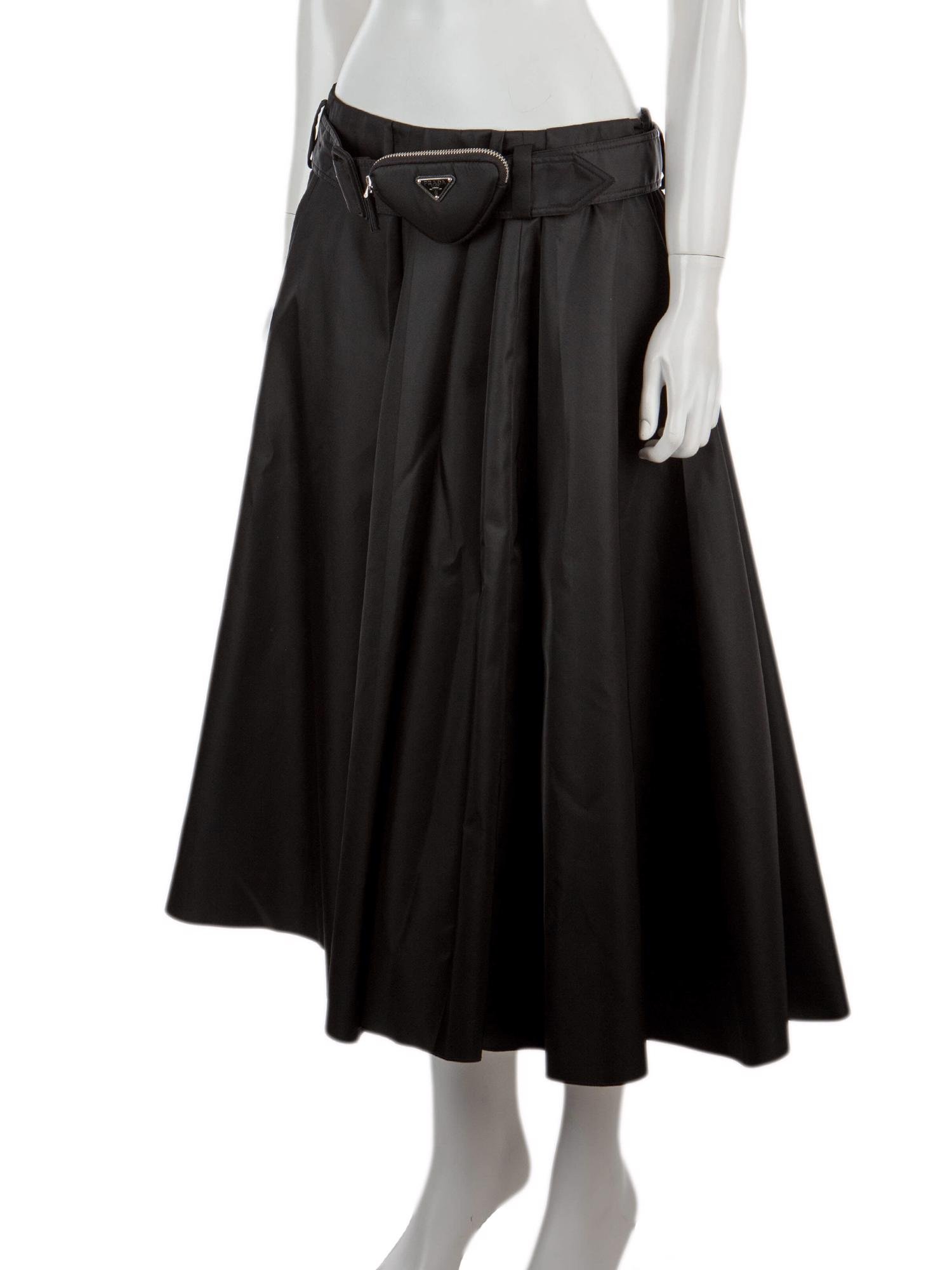 Bayan Siyah PRADA ETEK