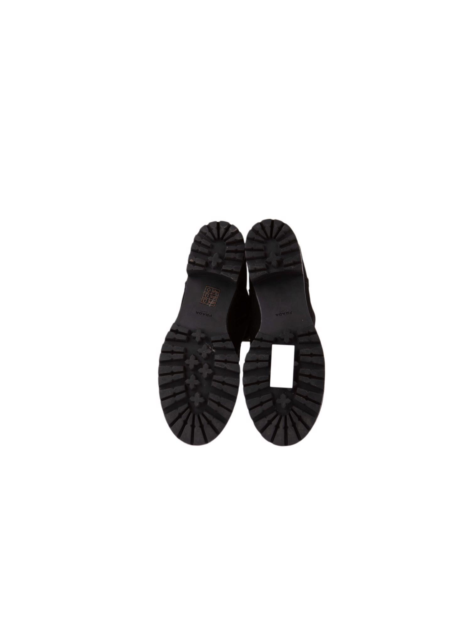 Bayan Siyah PRADA BOT