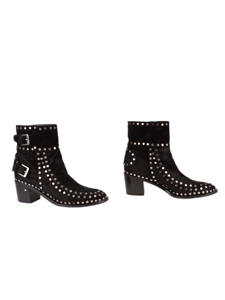 Bayan Siyah LAURENCE DACADE BOT