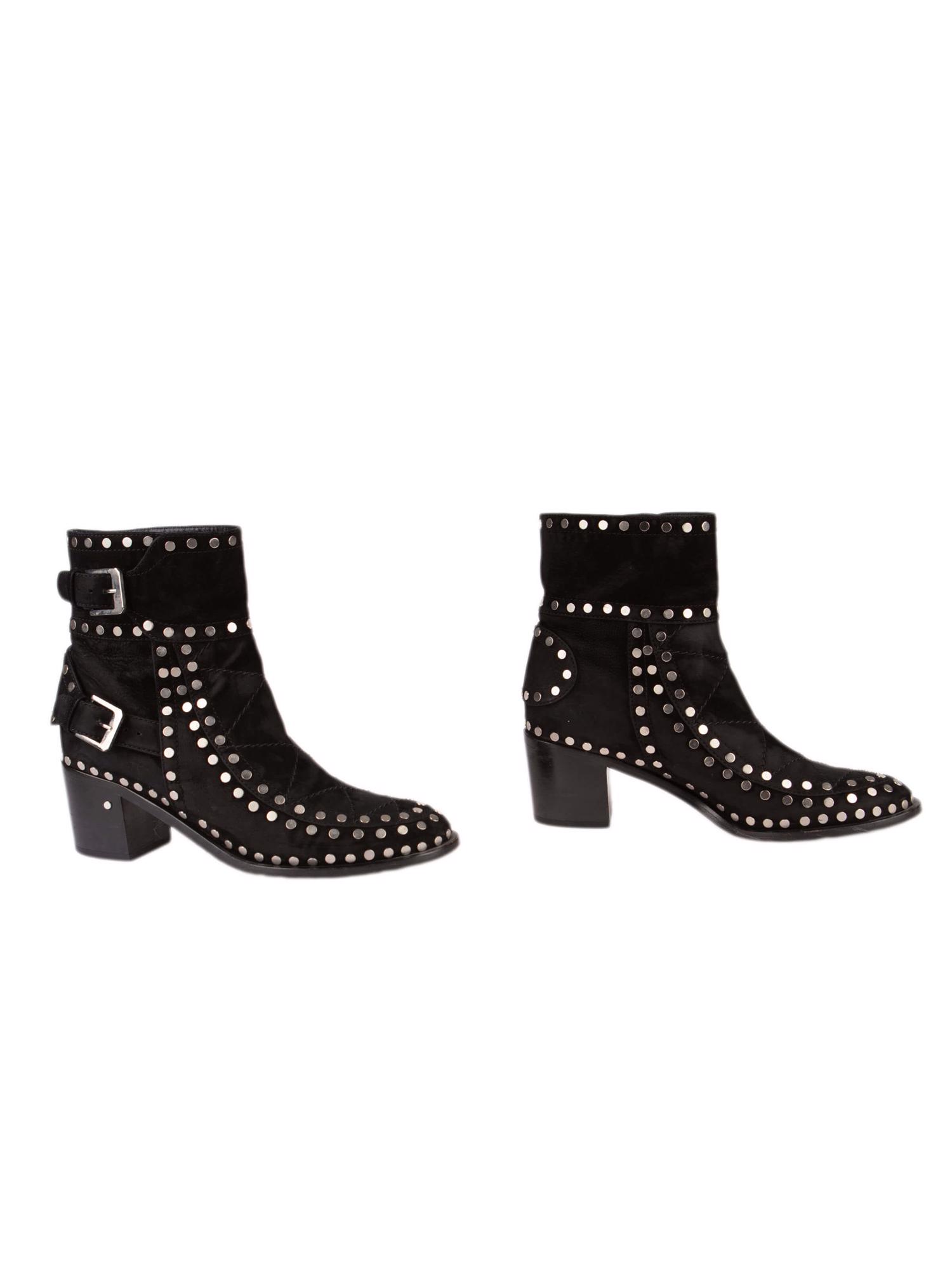 Bayan Siyah LAURENCE DACADE BOT