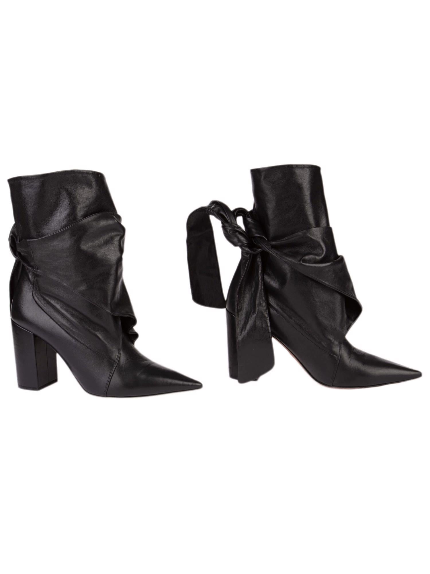 Bayan Siyah DIOR BOT